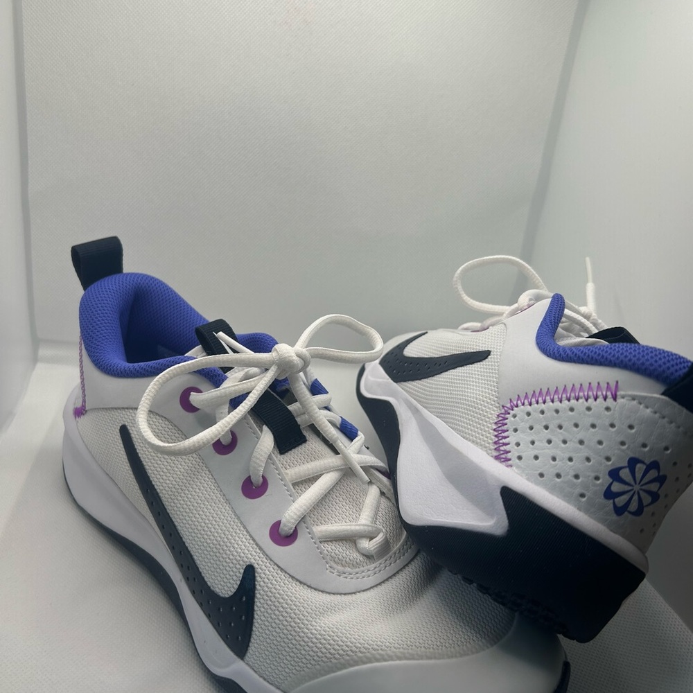 Nike Kids White and Purple Sneakers